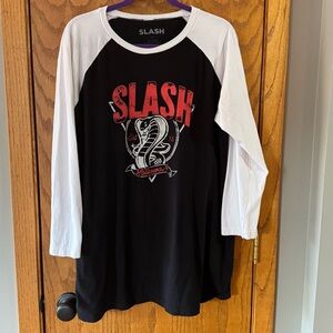 Black and White Slash Raglan Tee
